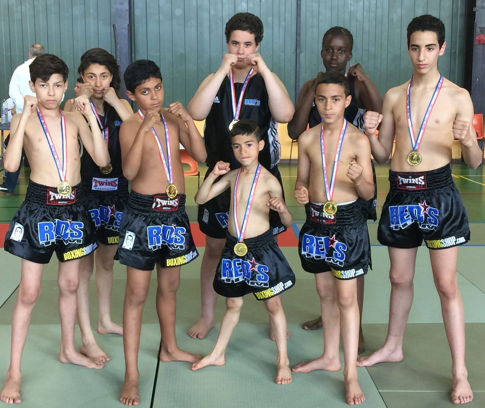 Champions RED'S Team — Championnat de France de Muay Thaï Educatifs à Lisses